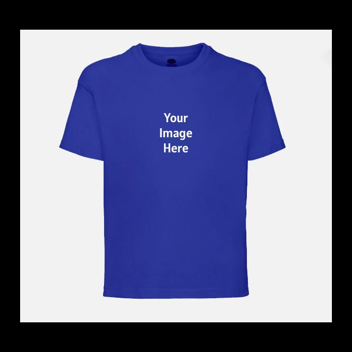 Customizable white t-shirt featuring a family photo print, perfect for expressing memories and personal style.